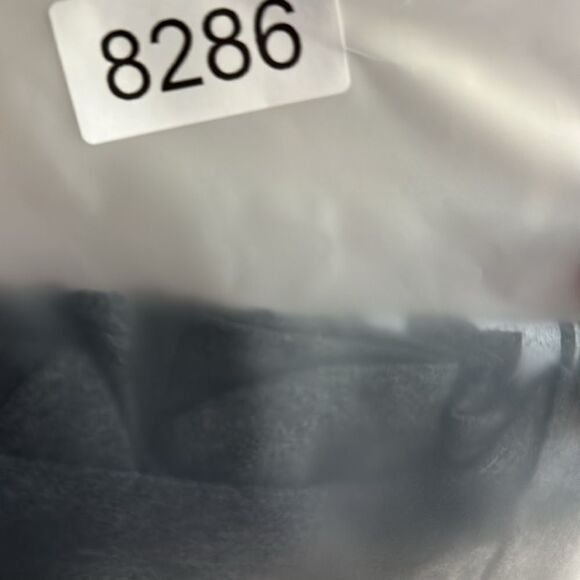 NWT Harry Potter Teens/Women’s Gray Short Sleeve e Graphic Tee Hogwarts - Size M - Picture 7 of 7